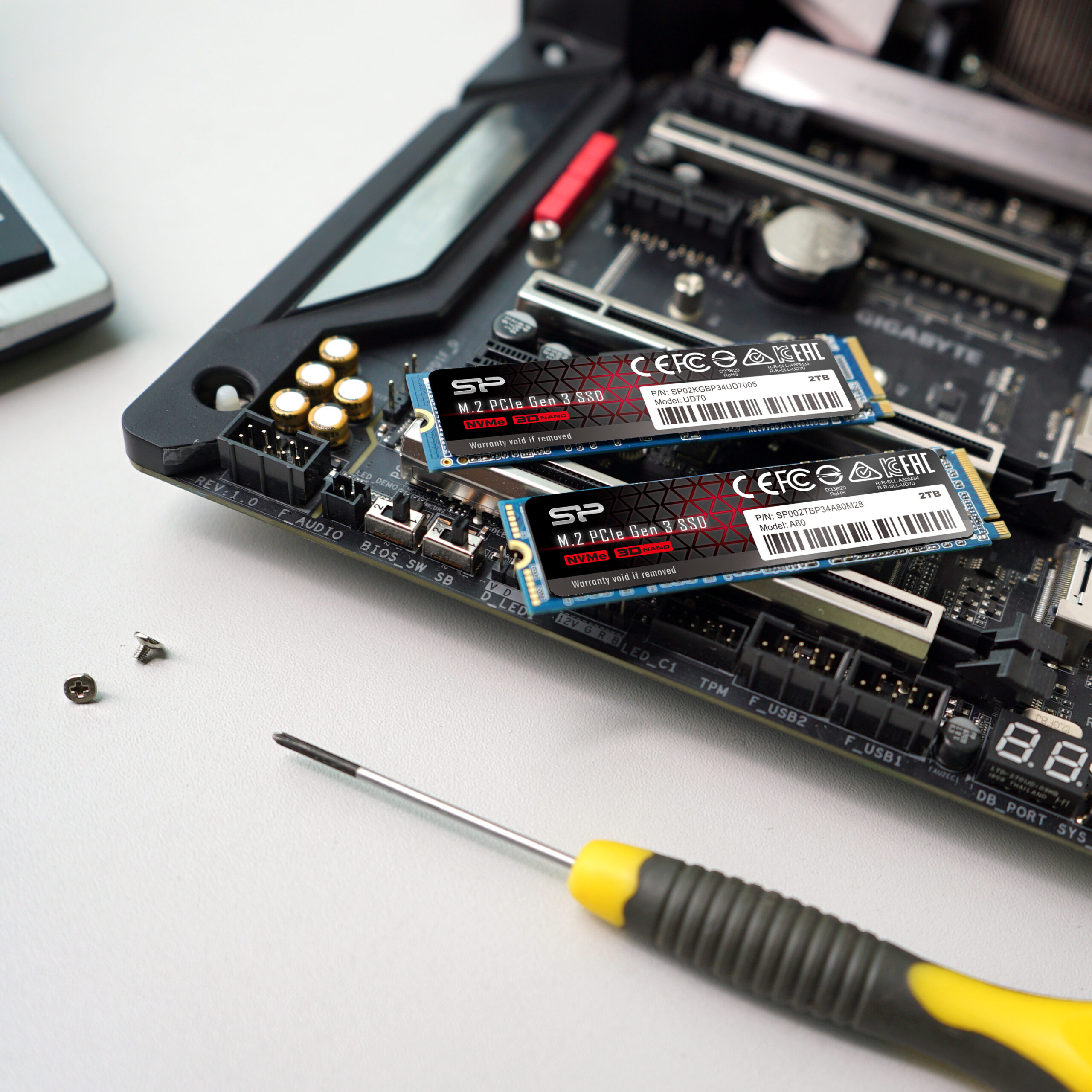 تعریف و ساختار SSD