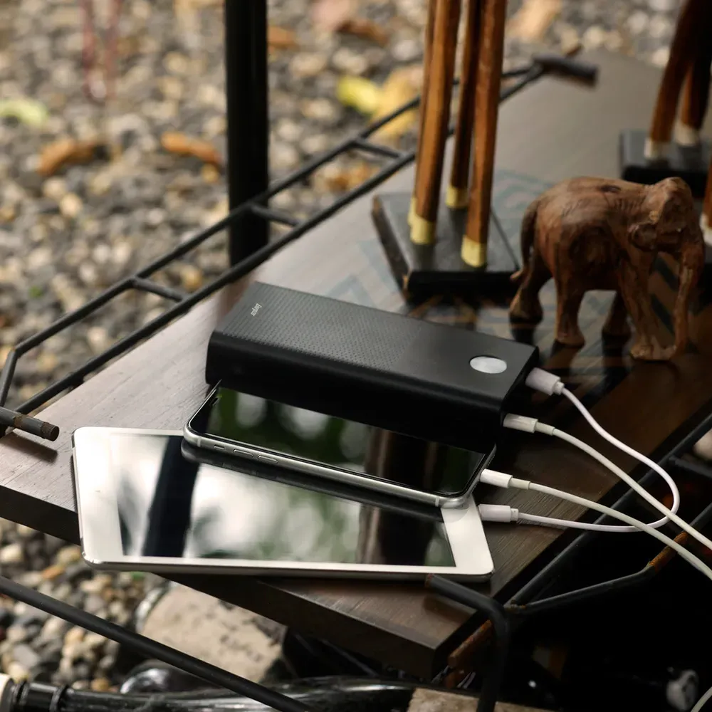 علائم آسیب به باتری پاوربانک